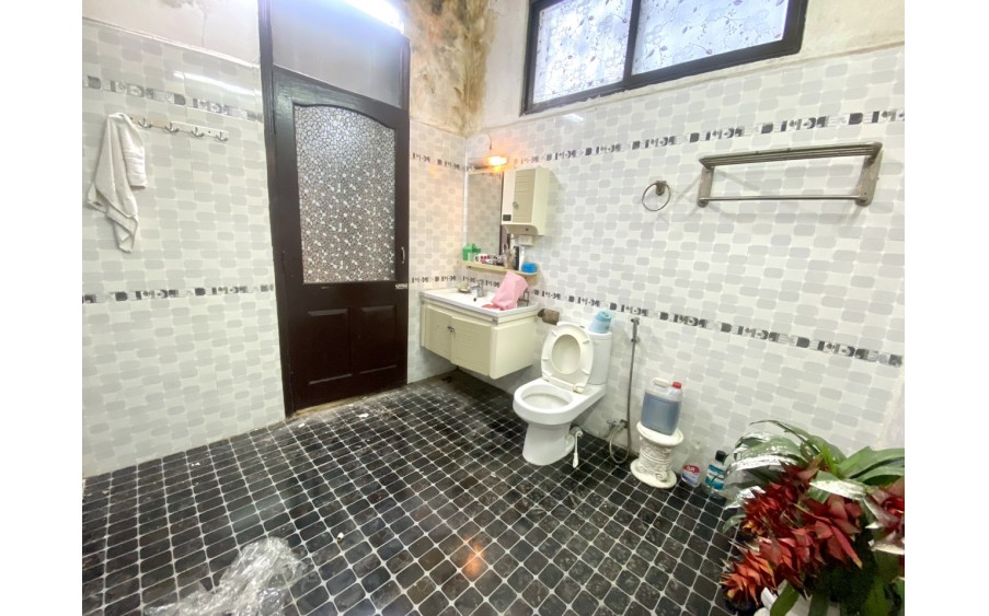CHO THUÊ NHÀ NGÕ Ô TÔ PHÓ SỐ 21 THỊNH QUANG 4 TẦNG, 60M2, MT 6.5M, GIÁ 17 TRIỆU